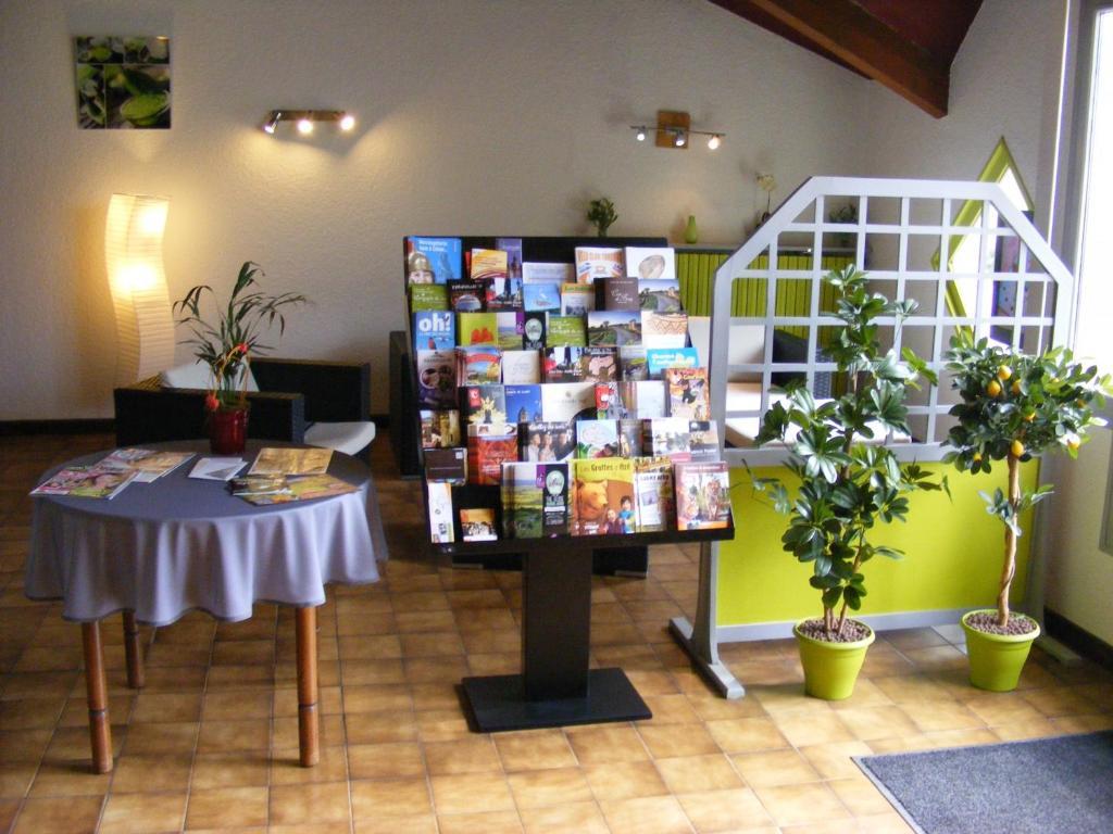 Hotel La Mirandole Tournus Ngoại thất bức ảnh