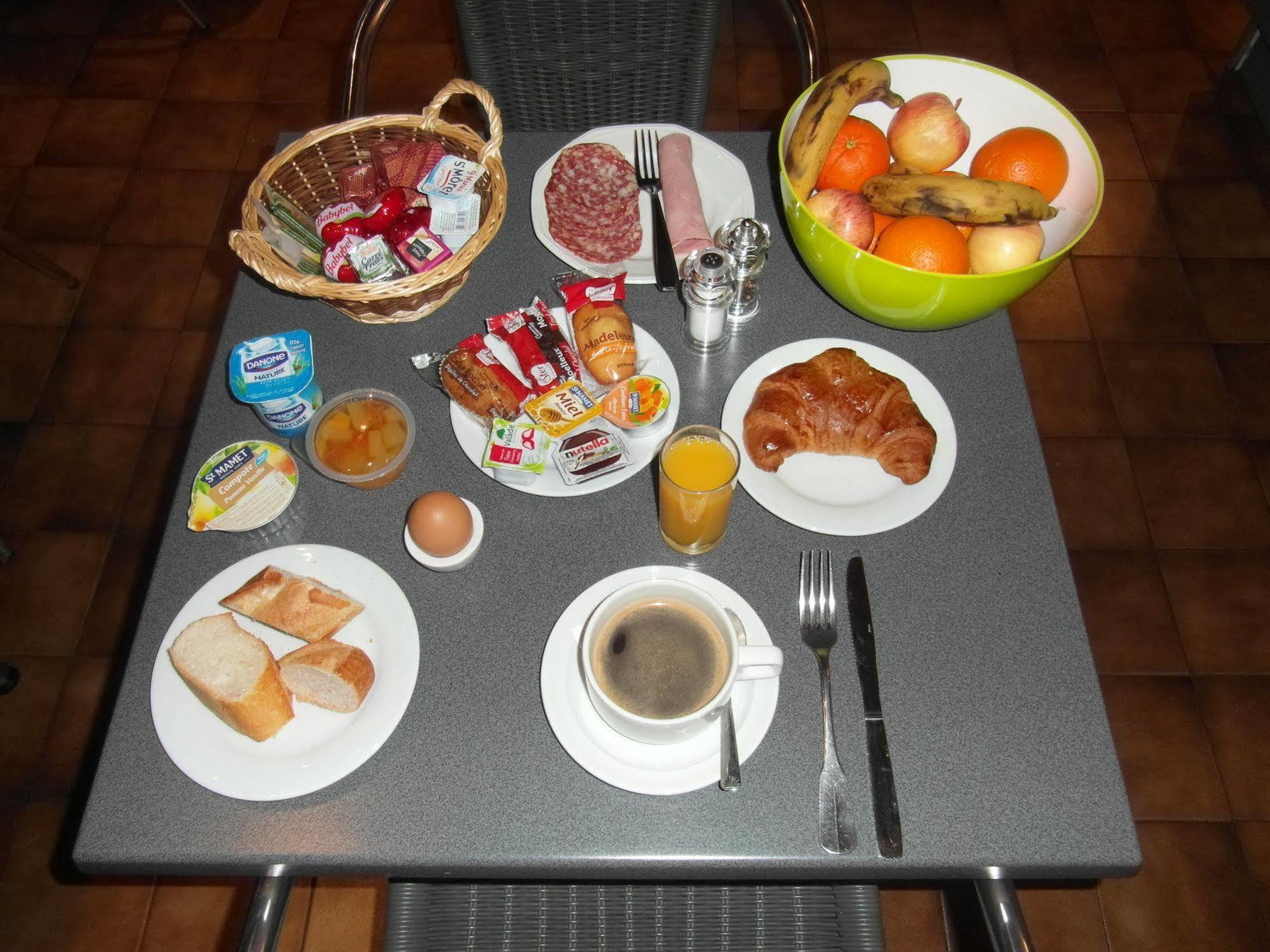 Hotel La Mirandole Tournus Ngoại thất bức ảnh